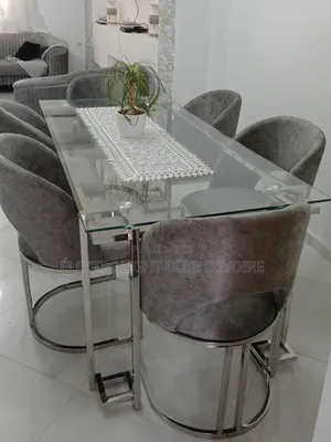 Photo - Table À Manger 6 Places Vitrée  