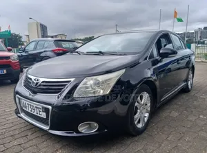 Toyota Avensis 2010 Black