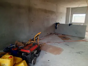 5chbre Villa dans Beraka Corporation, Cocody à Vendre