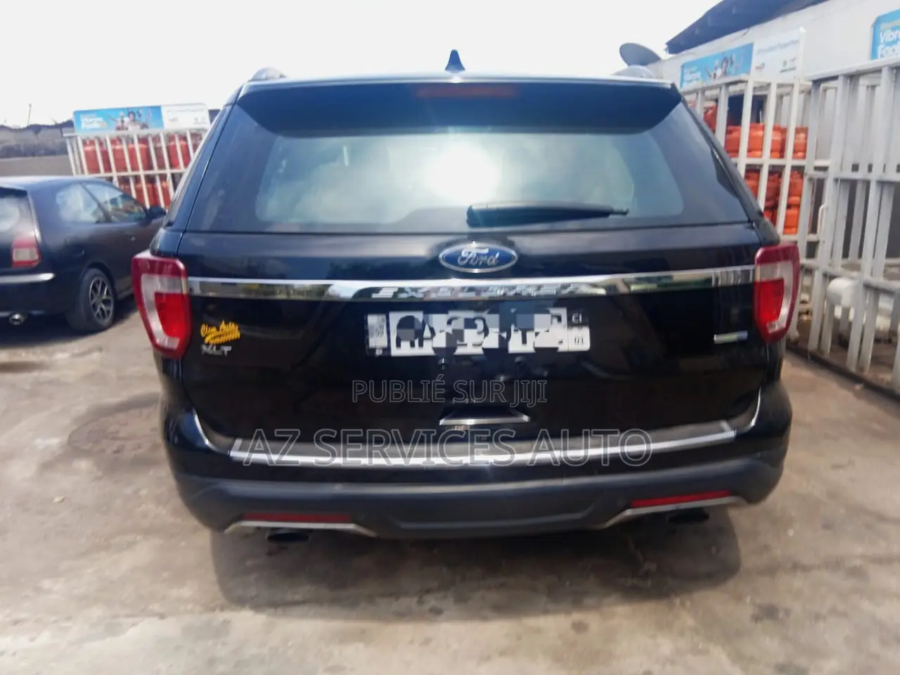 Ford Explorer XLT AWD 2019 Black