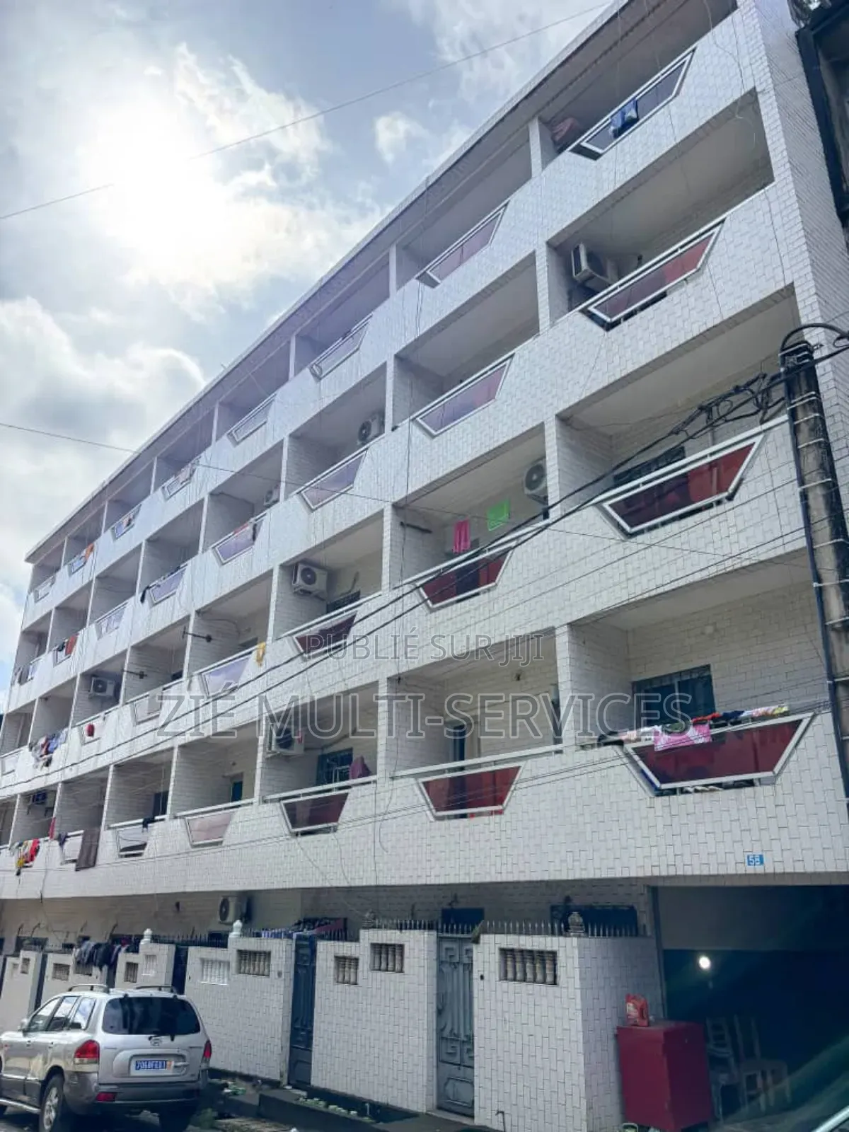 Furnished 20chbre Blocs d'appartements dans Zié Multi-Service, Yopougon