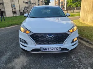 Photo - Hyundai Tucson 2021 Blanc