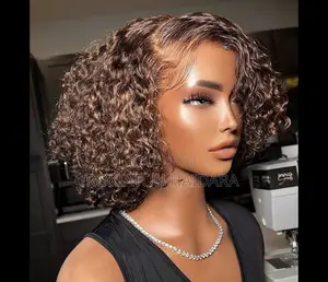 Photo - Perruques Bouclées
