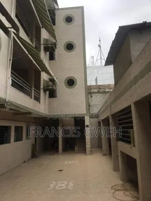 1chbre Blocs d'appartements dans Gweh Francis, Cocody à Vendre