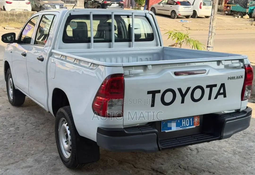 Toyota Hilux 2022 Blanc