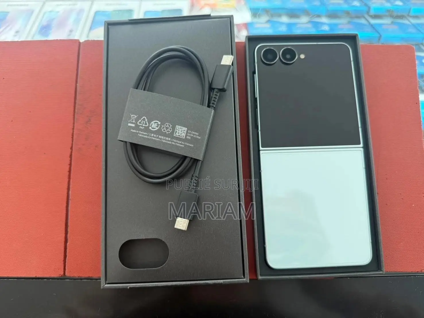 New Samsung Galaxy Z Flip7 256 GB