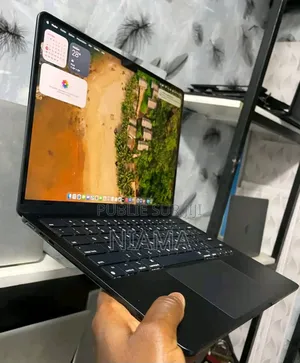 New Apple MacBook Air 2022 M2 8GB Apple M2 SSD 256GB