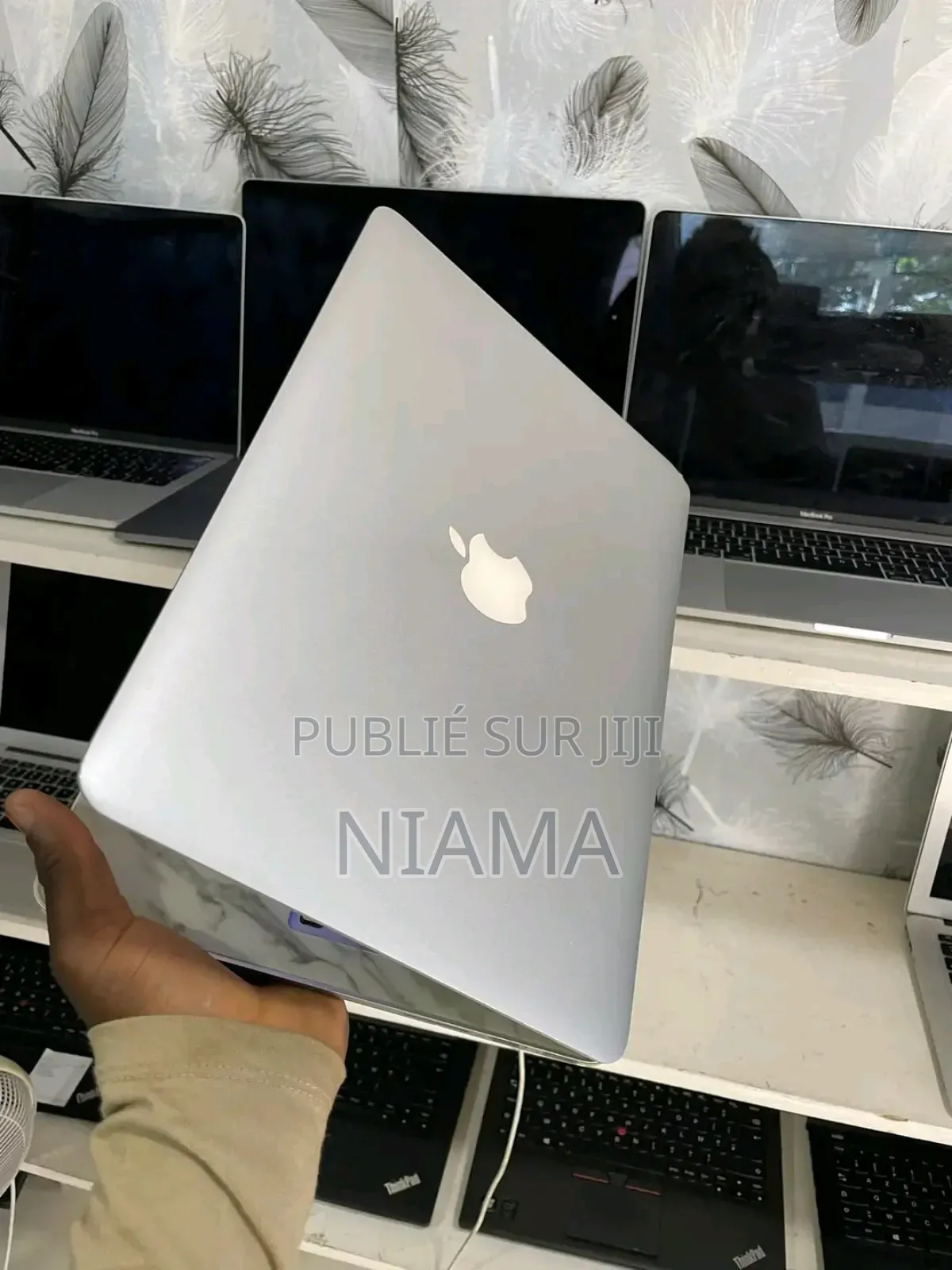 New Apple MacBook Pro 2015 16GB Intel Core I7 SSD 500GB