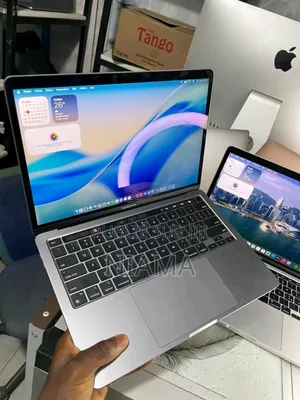 New Apple MacBook Air 2022 M2 8GB Apple M2 SSD 256GB