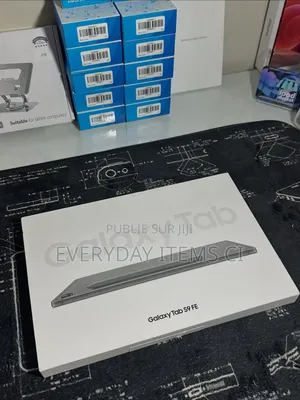 Photo - New Samsung Galaxy Tab S9 FE 1 TB Argenté