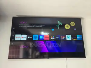 Photo - Tv Hisense 03 Mois d'Utilisation 65 Pouce État Propre