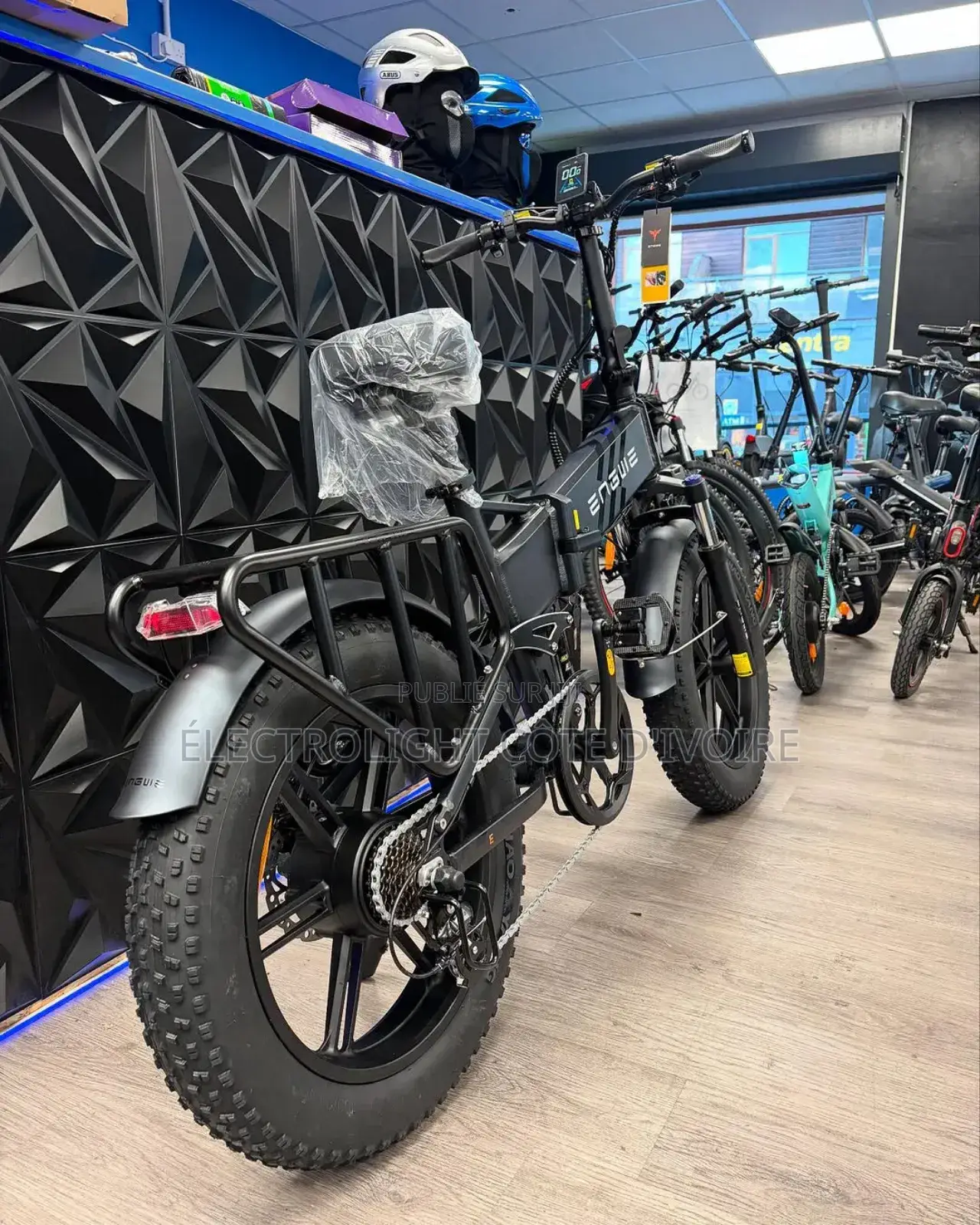 Neuf Motorcycle 2024 Noir