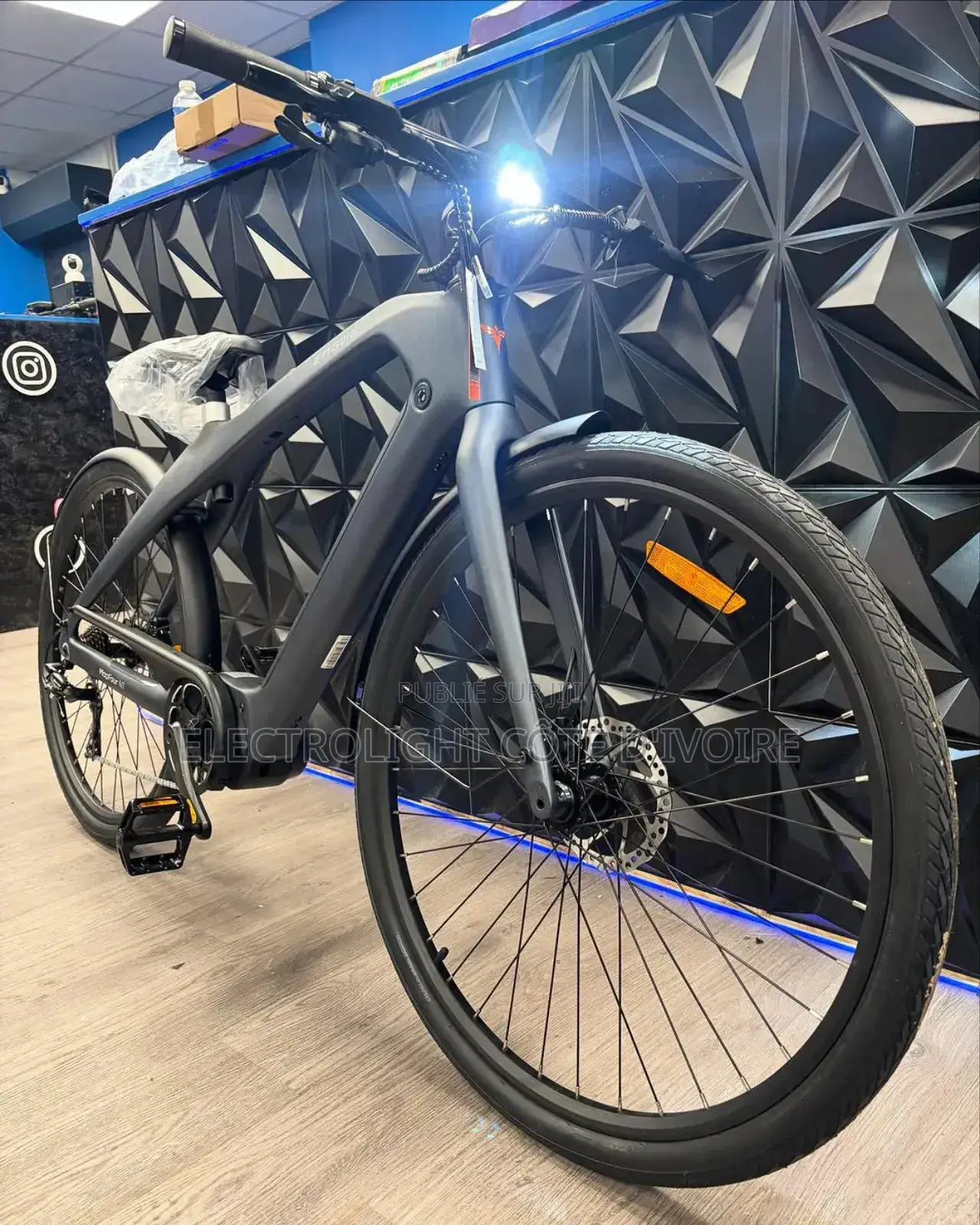 Neuf Motorcycle 2024 Bleu