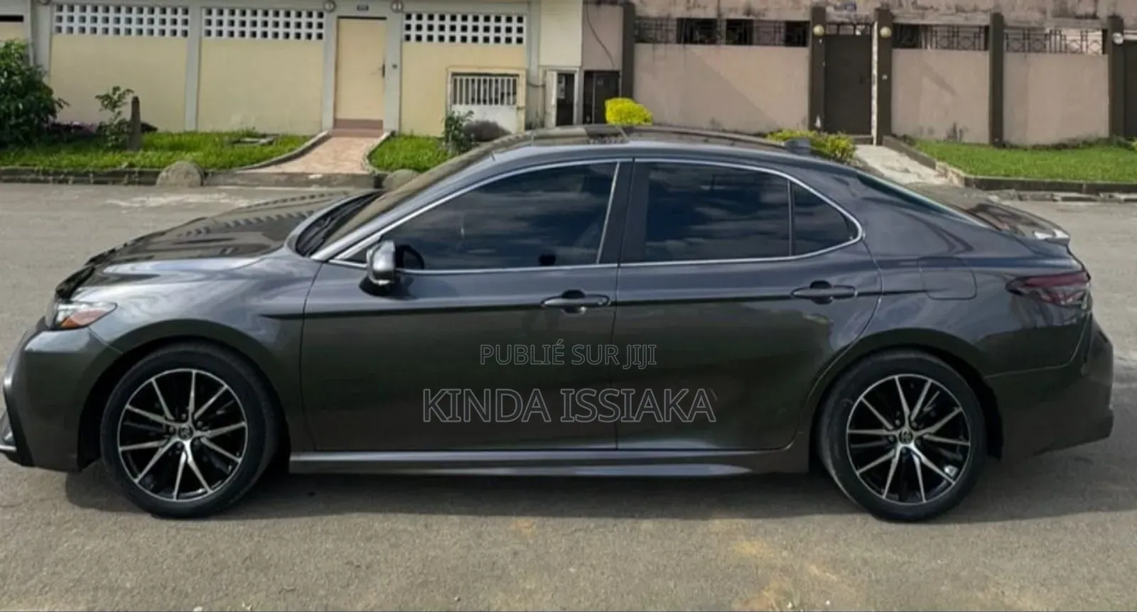 Toyota Camry LE 2022 Black