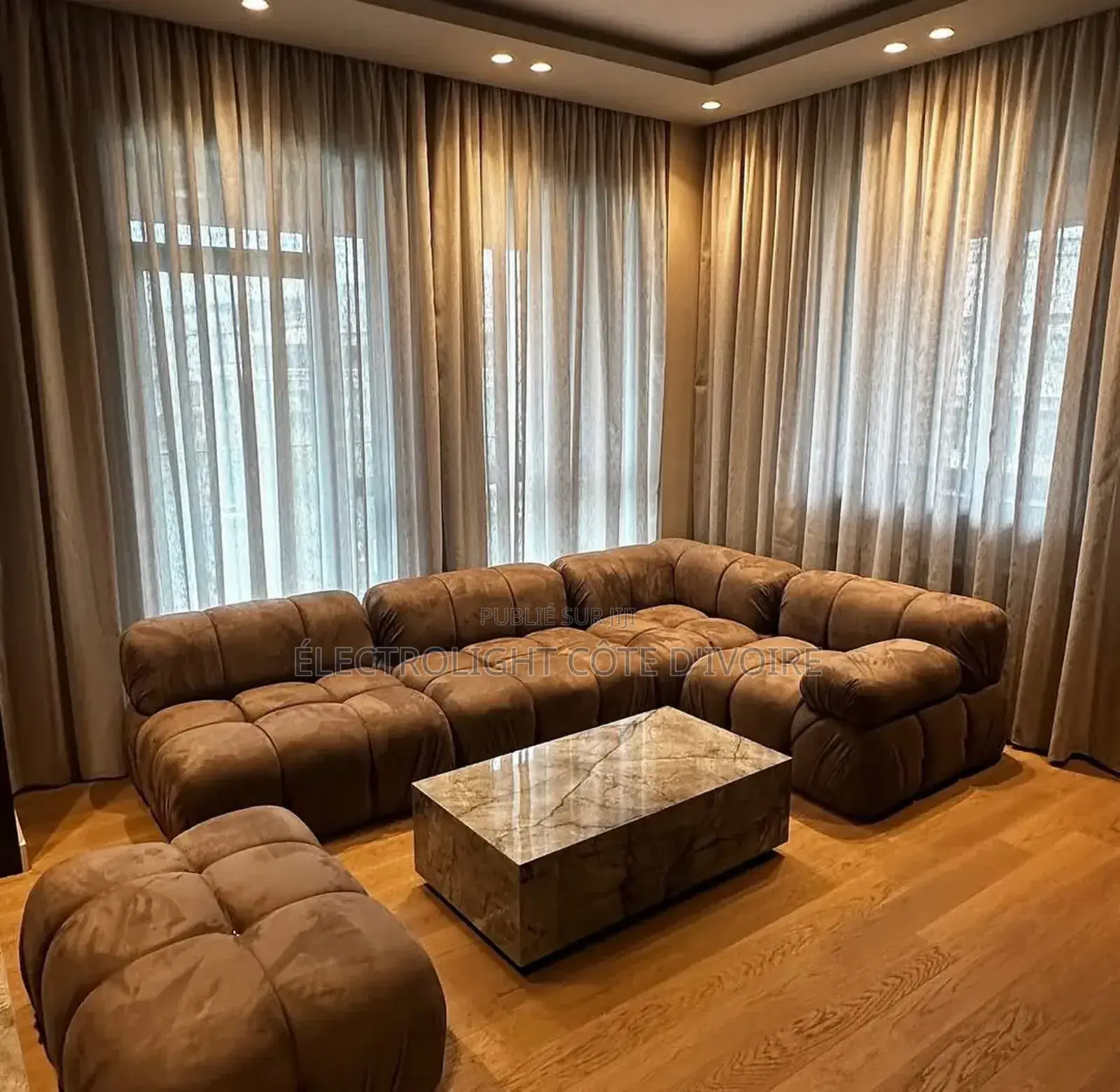 Salon Complet  