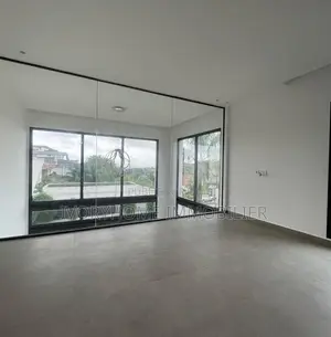 4chbre Duplex dans Cocody à Louer