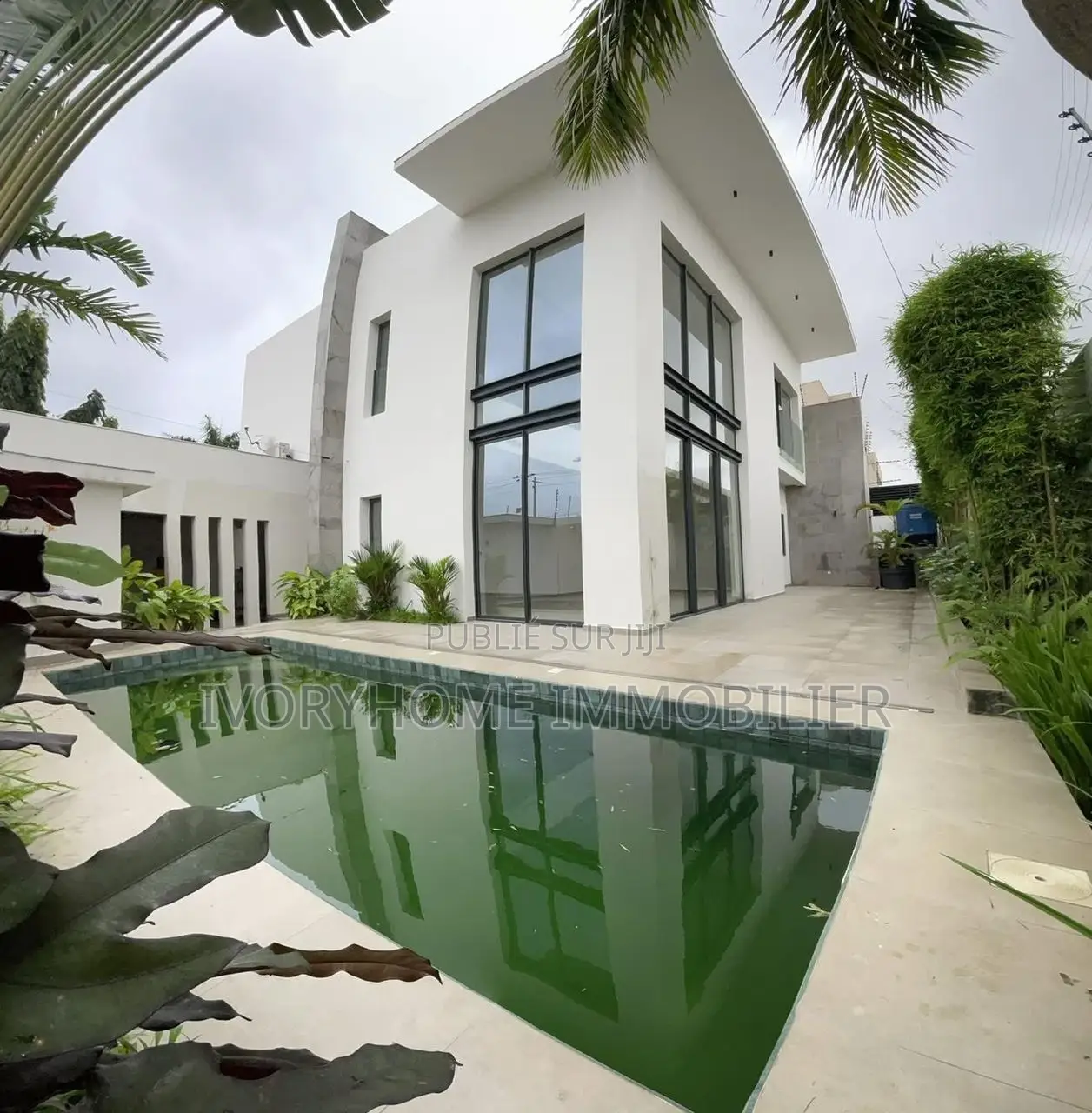 4chbre Duplex dans Cocody à Louer