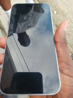 Photo - Apple iPhone 15 Plus 128 GB Blue