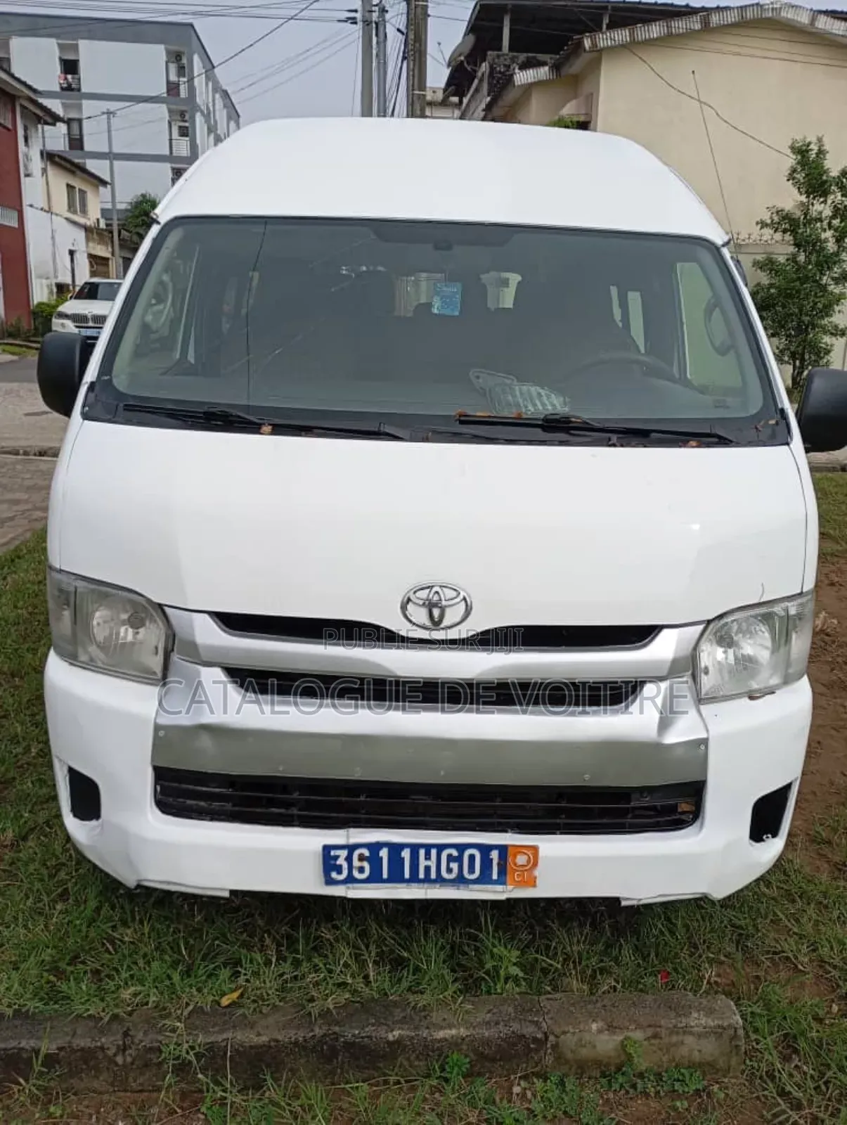 Toyota HiAce 2016 Blanc