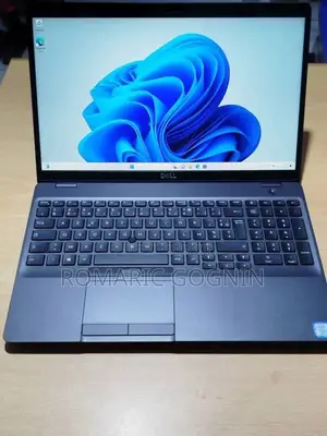 Photo - New Ordinateur Portable Dell Latitude 5501 8GB Intel Core I5 SSD 256GB