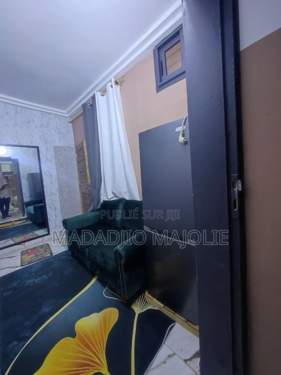 Studio Meublé À Louer