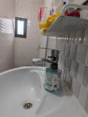 Studio Meublé À Louer