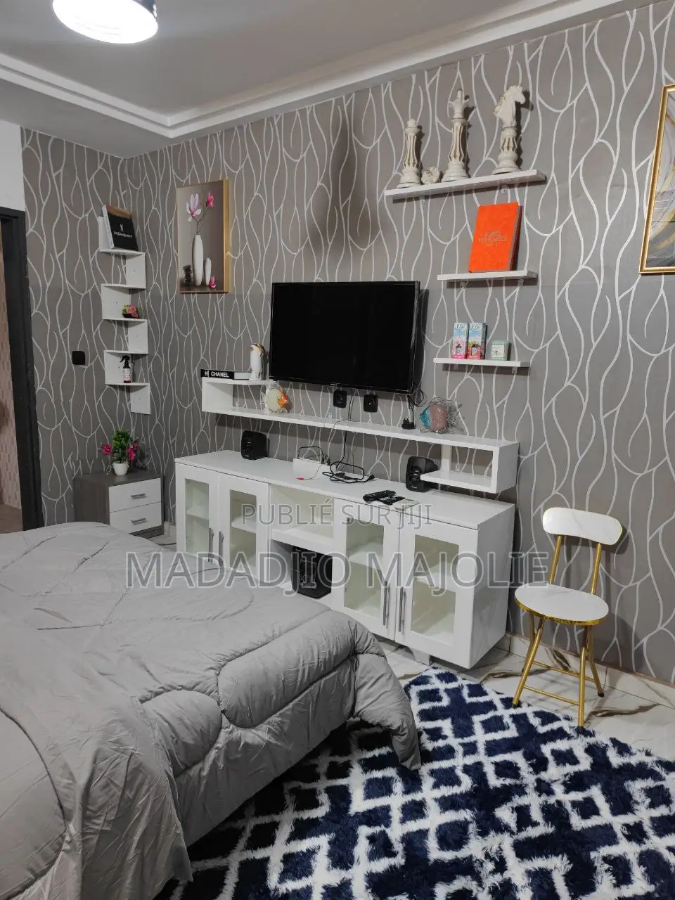 Studio Meublé À Louer