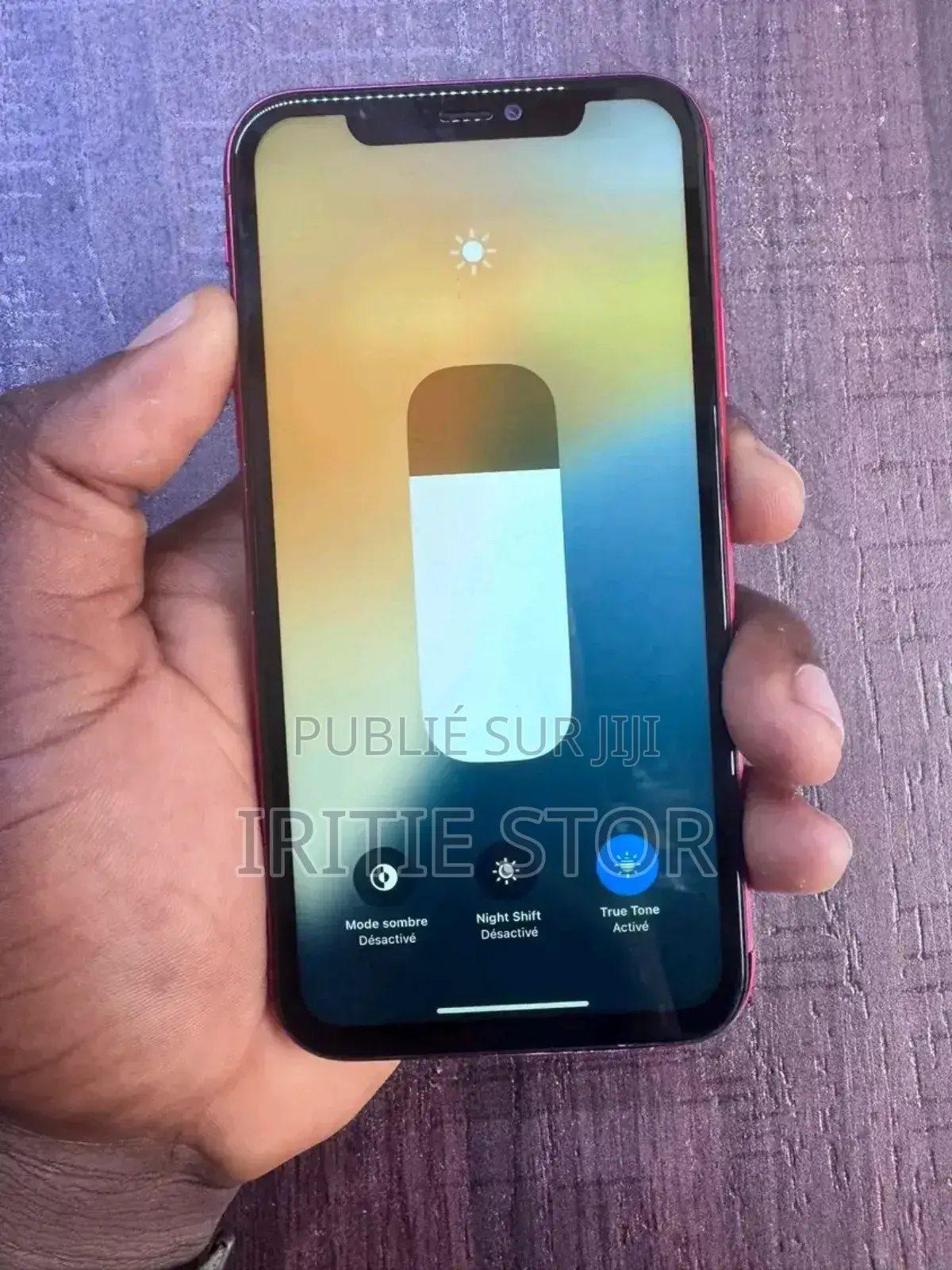 Apple iPhone 11 64 GB Rouge