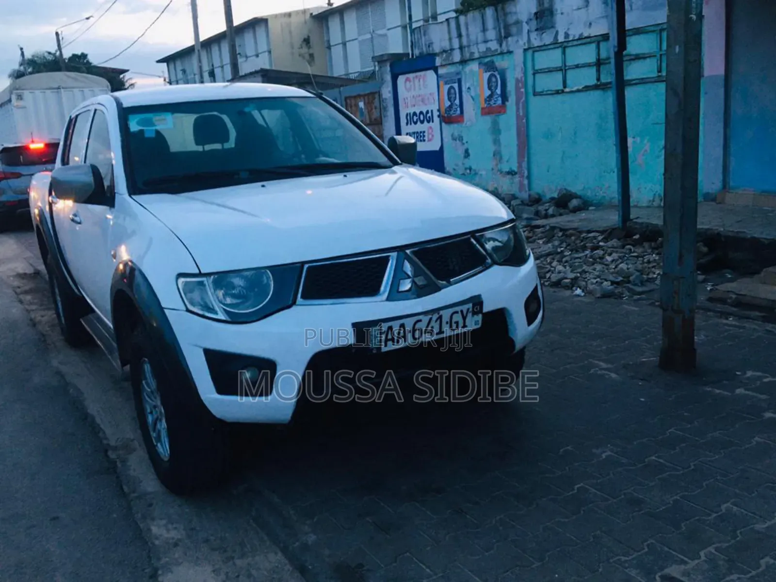 Mitsubishi L200 Double Cab 2.5 136hp 2011 Blanc