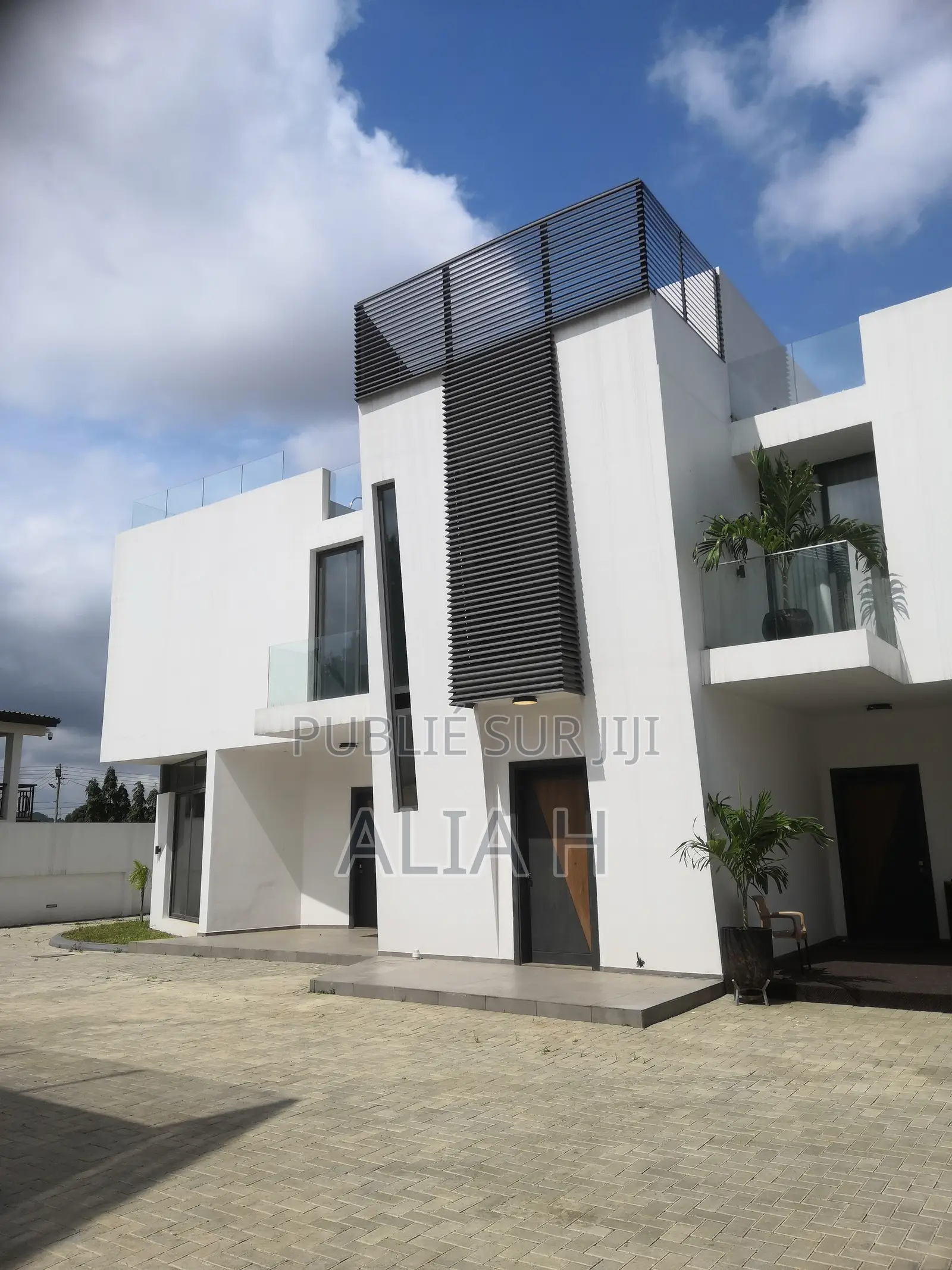 4chbre Maison de ville/terrasse dans Cocody à Vendre