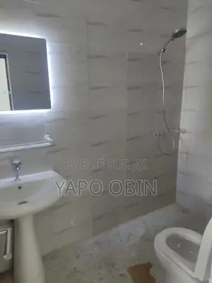 1chbre Appartement dans Cocody à Louer