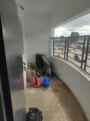1chbre Appartement dans Cocody à Louer