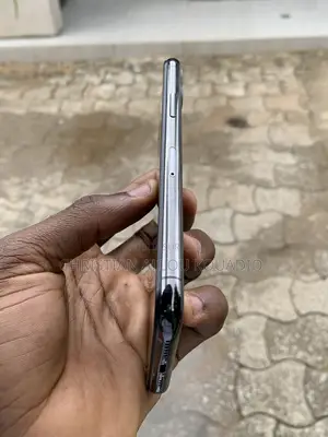 Photo - Apple iPhone 11 Pro 64 GB Black