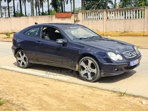 Mercedes-Benz C200 2004 Blue