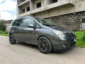 Photo - Toyota Corolla Verso 1.6 2005 Gris