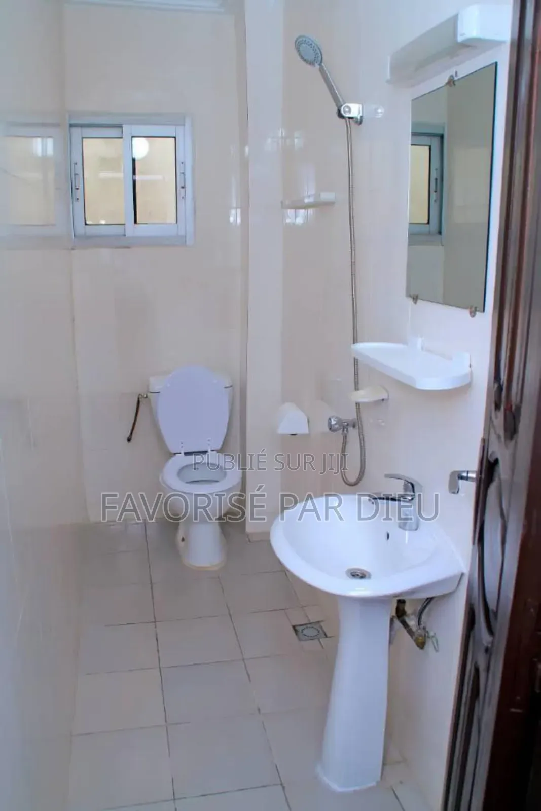 Furnished 2chbre Appartement dans Marcory à Louer