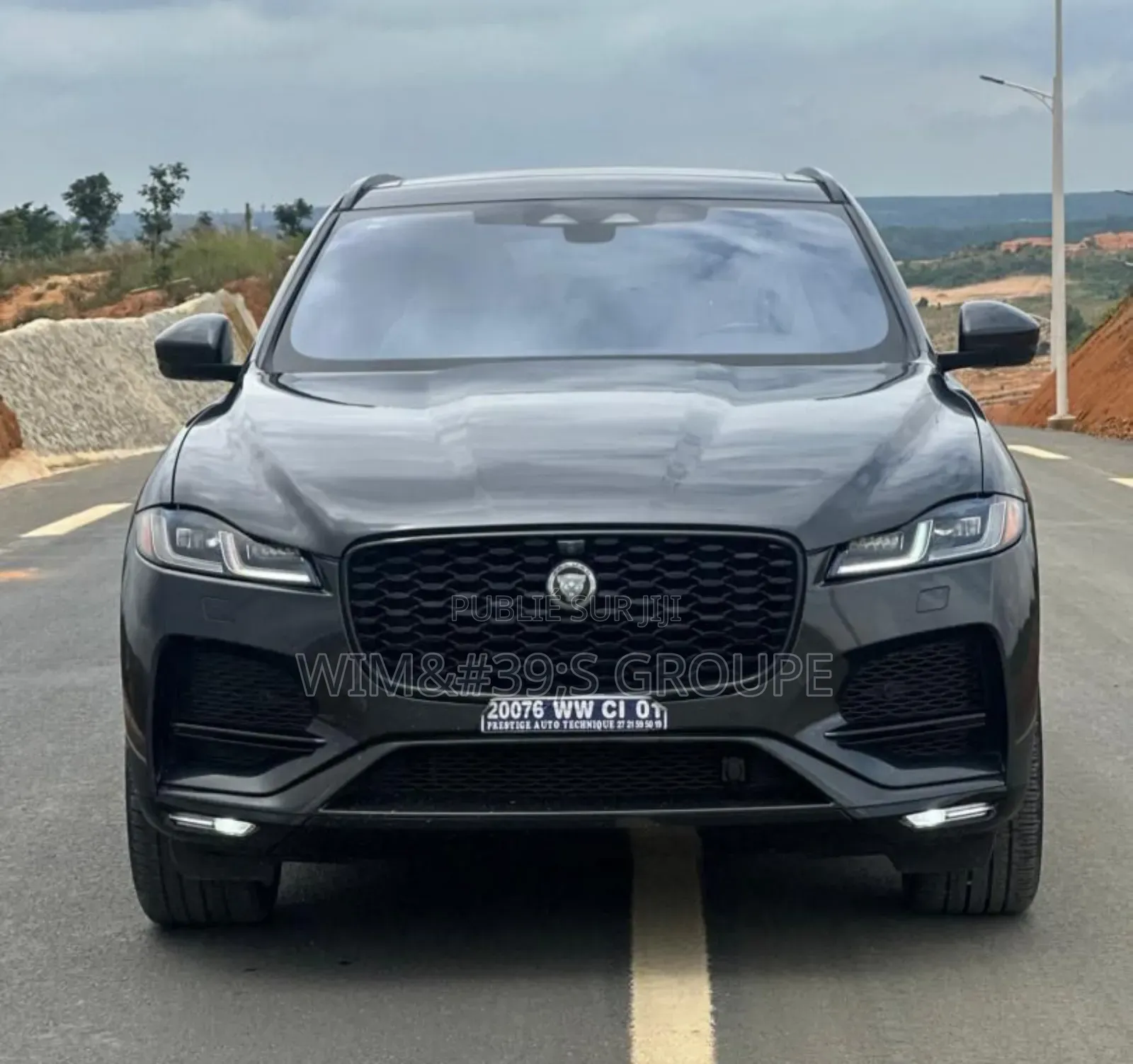 New Jaguar F-Pace 2024 Gris