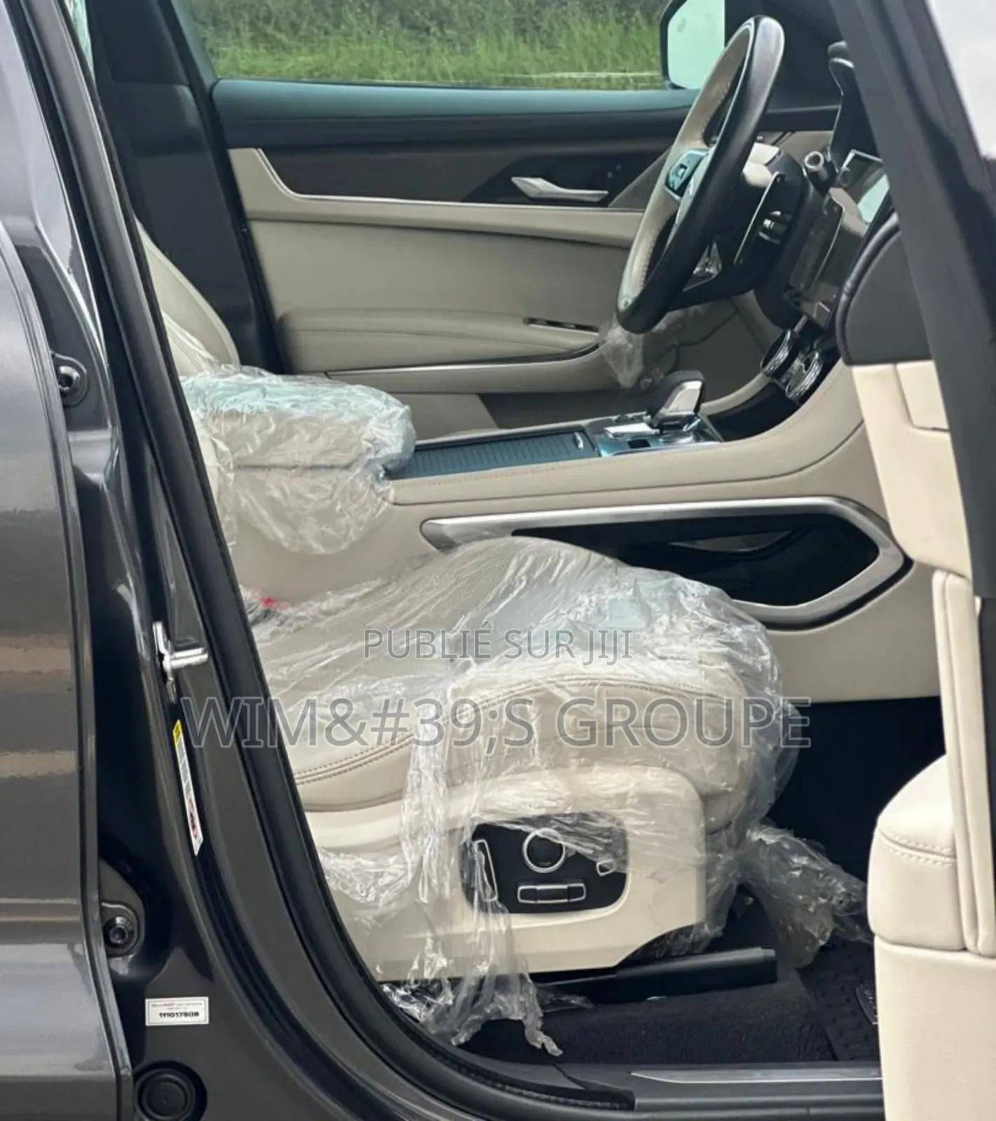 New Jaguar F-Pace 2024 Gris