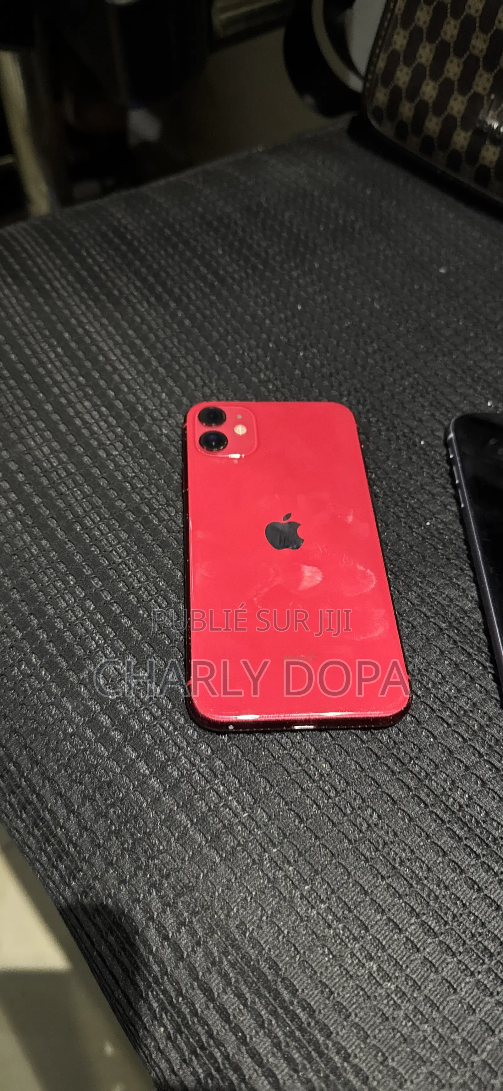 Apple iPhone 11 64 GB Rouge