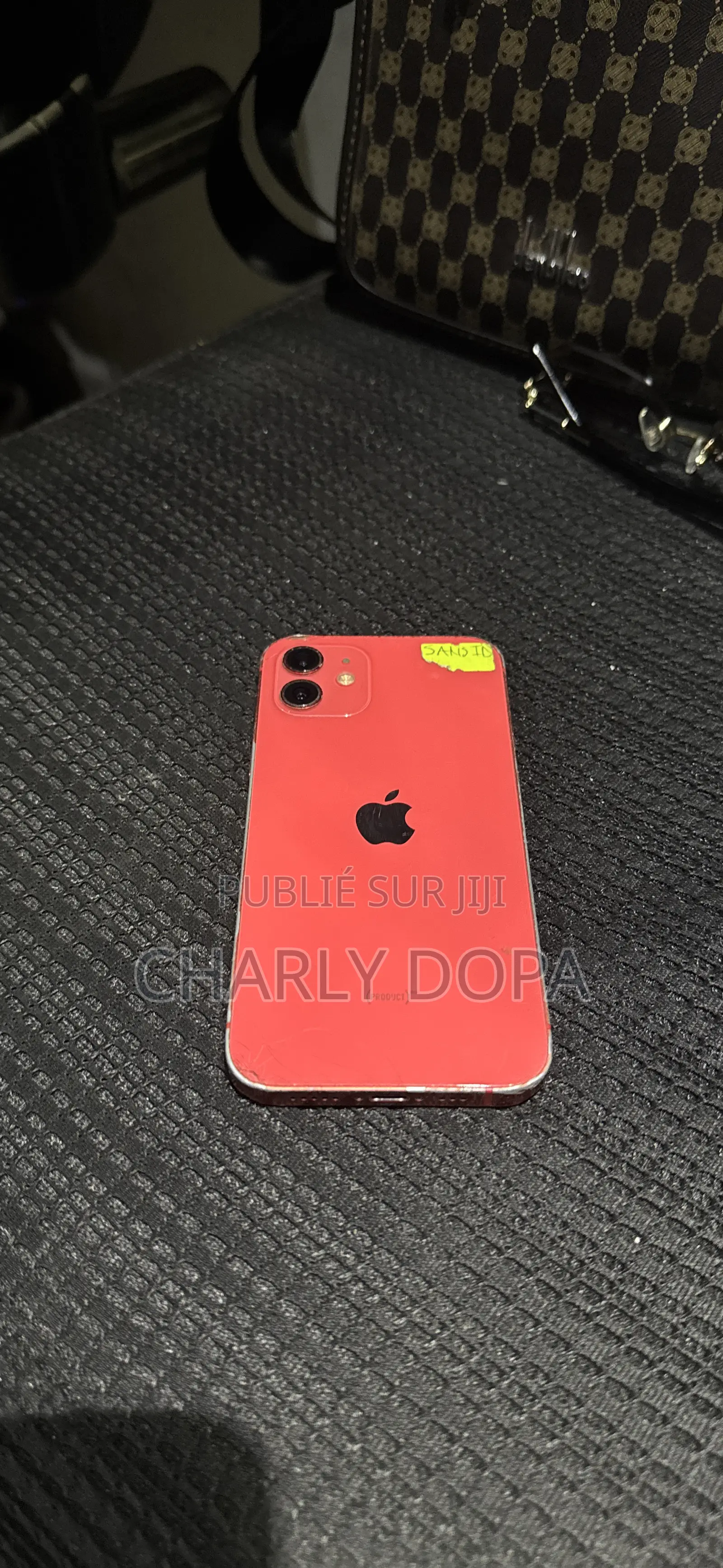 Apple iPhone 12 64 GB Rouge