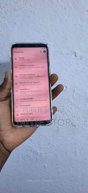 Photo - Samsung Galaxy S8 Plus 128 GB Black