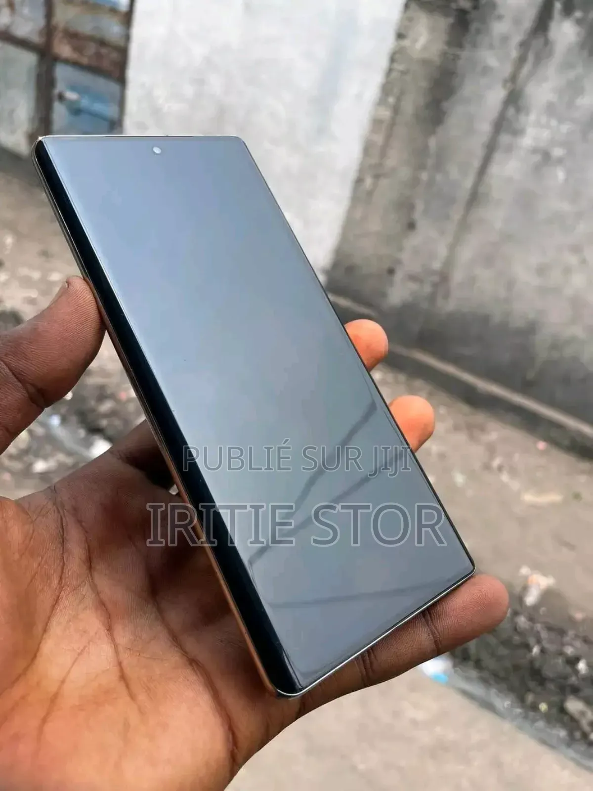 Tecno Spark 20 Pro Plus 256 GB Vert