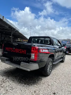 New Mitsubishi L200 2025 Black