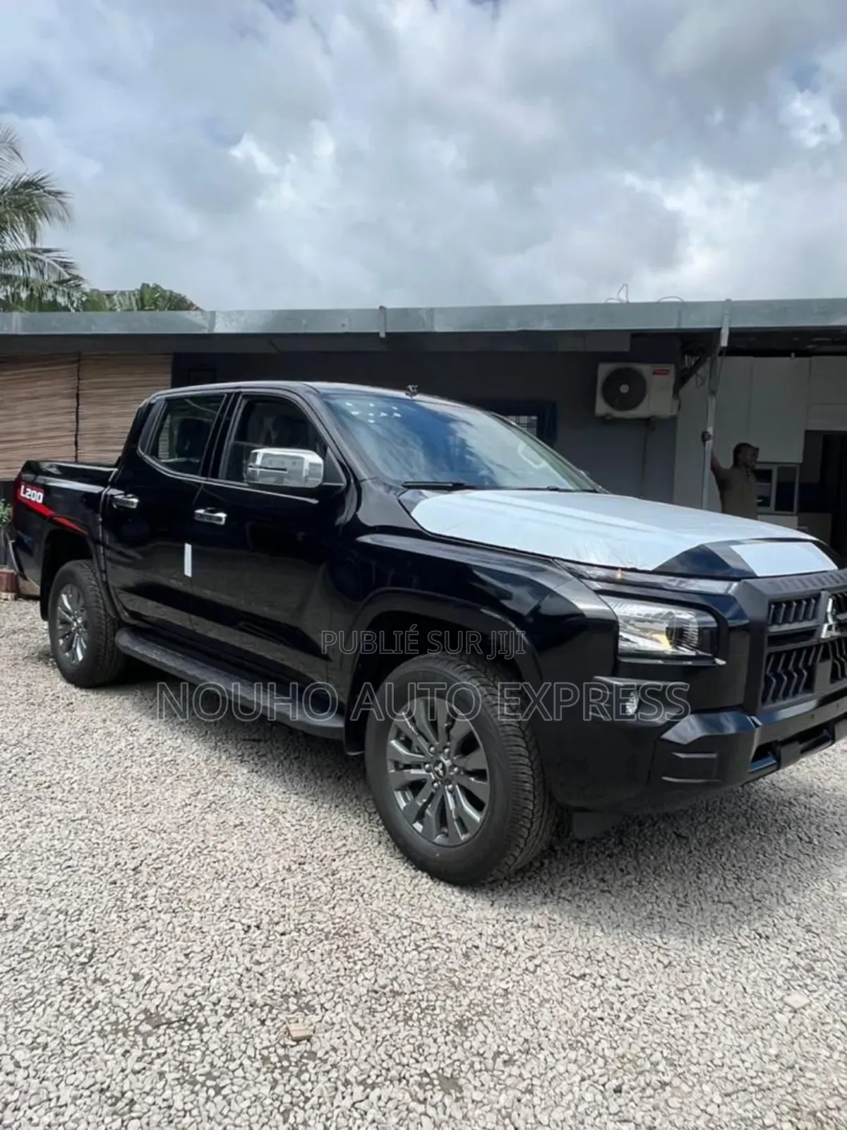 New Mitsubishi L200 2025 Black