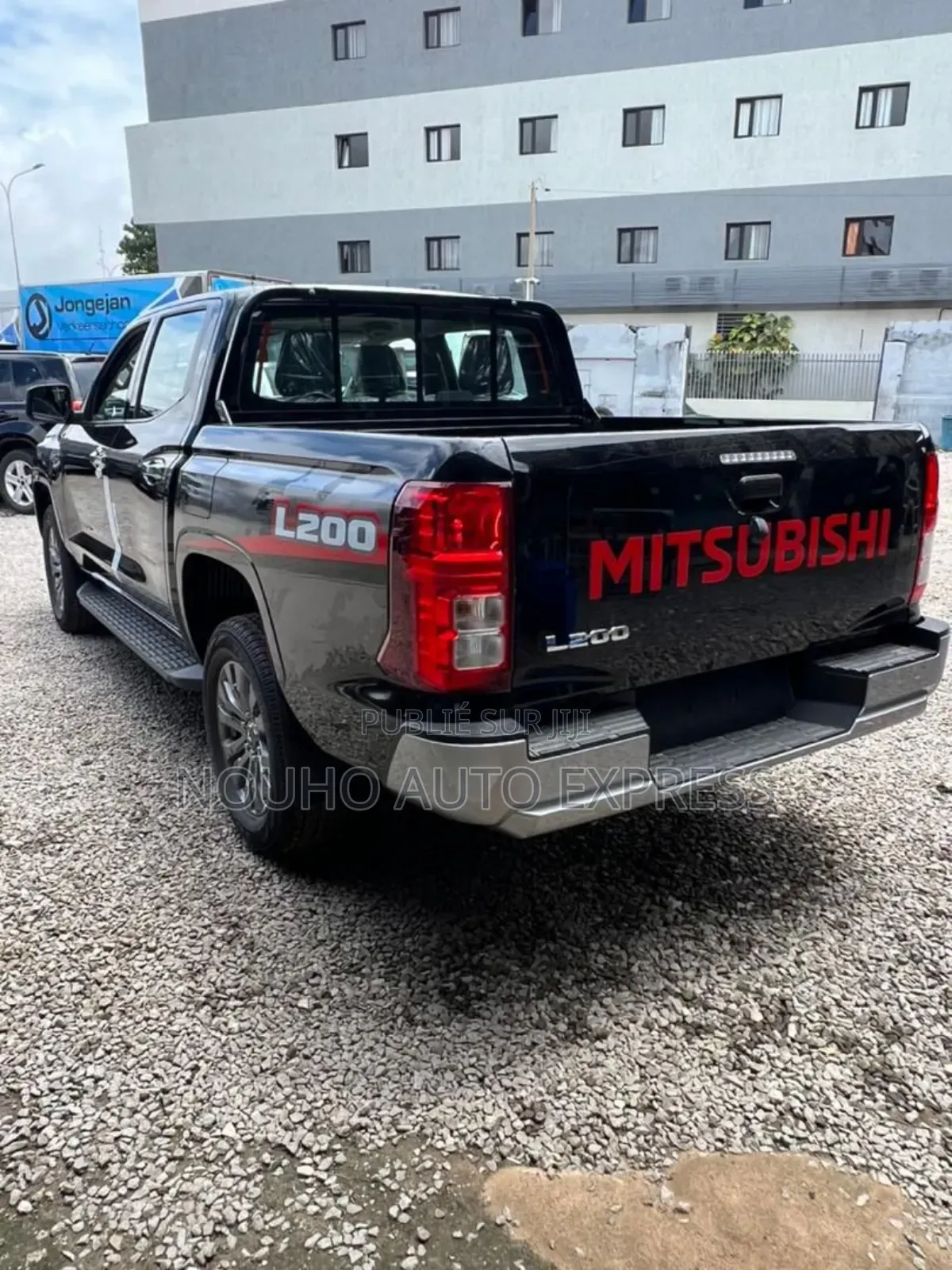 New Mitsubishi L200 2025 Black