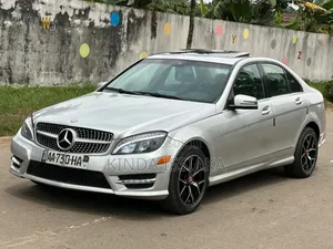 Photo - Mercedes-Benz C300 Luxury Sedan RWD (3.0L 6cyl 7A) 2008 Gris