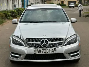 Mercedes-Benz C300 Luxury Sedan RWD (3.0L 6cyl 7A) 2008 Gris