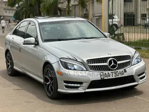 Mercedes-Benz C300 Luxury Sedan RWD (3.0L 6cyl 7A) 2008 Gris