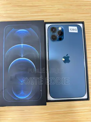 Photo - Apple iPhone 12 Pro 128 GB Blue