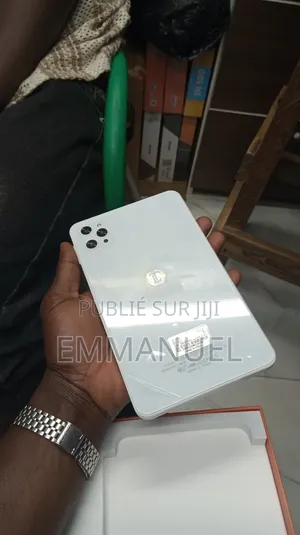 New Luxury Touch E825 256 GO